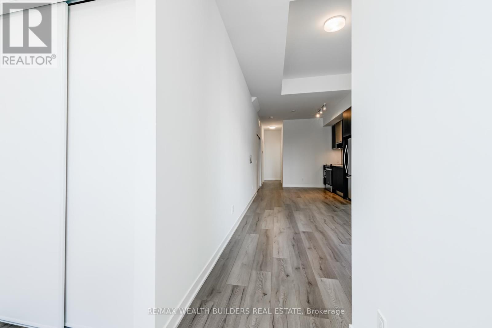 131 - 3020 Trailside Drive, Oakville, Ontario  L6M 4M2 - Photo 8 - W12528924