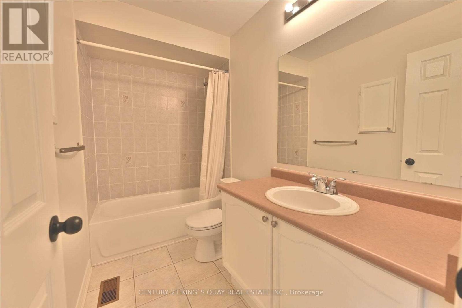 85 Gatwick Drive, Oakville, Ontario  L6H 6V2 - Photo 15 - W12528940