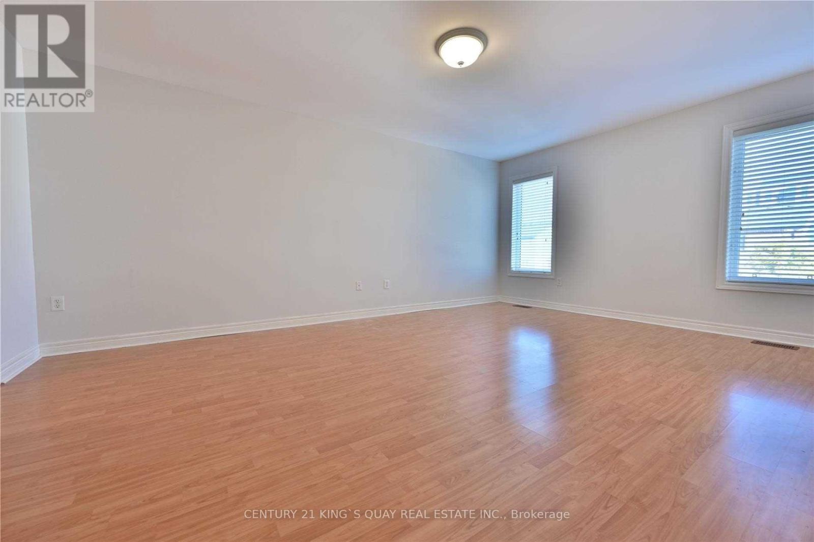 85 Gatwick Drive, Oakville, Ontario  L6H 6V2 - Photo 16 - W12528940