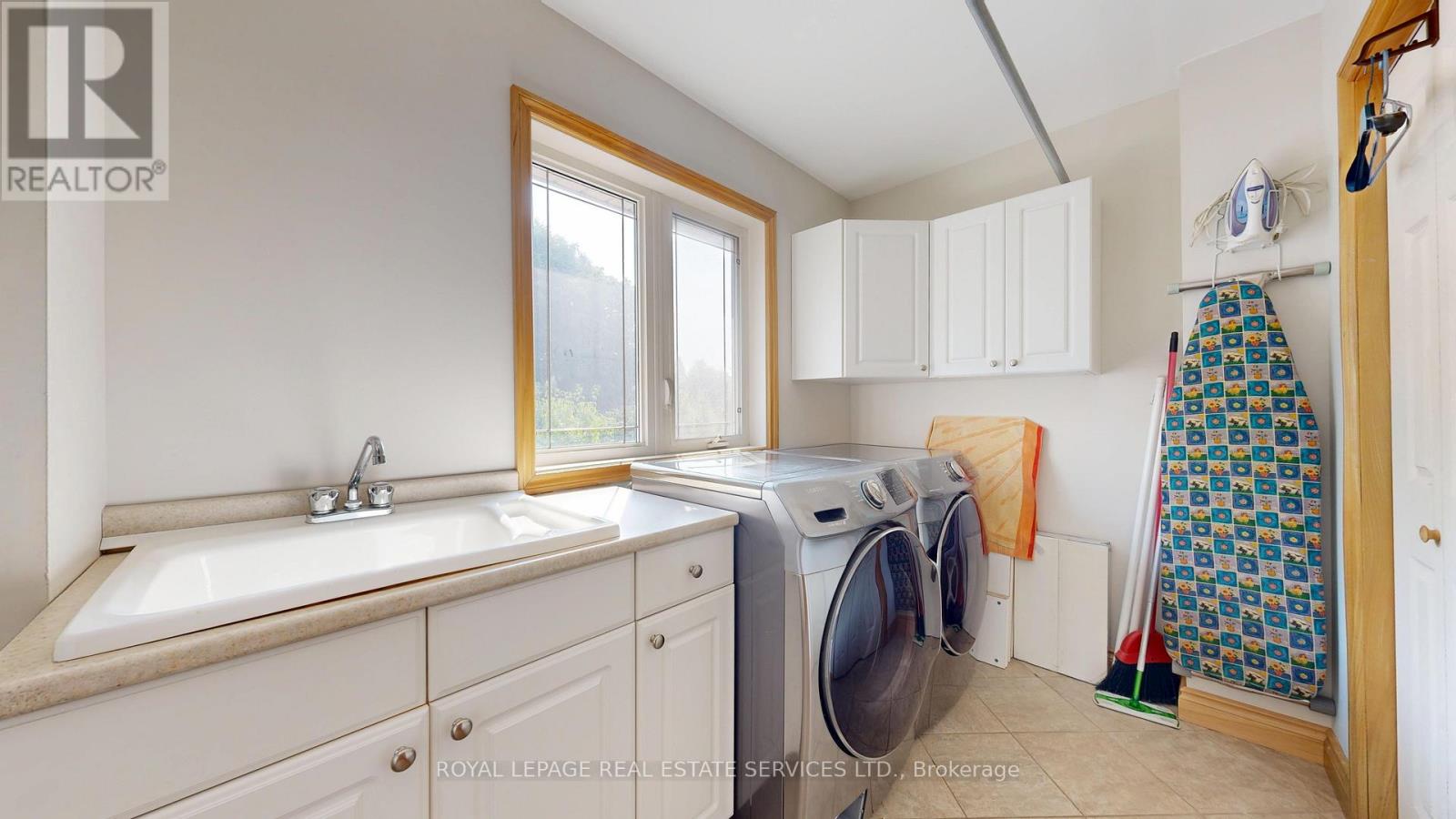 105 Botfield Avenue, Toronto, Ontario  M9B 4E6 - Photo 30 - W12528948