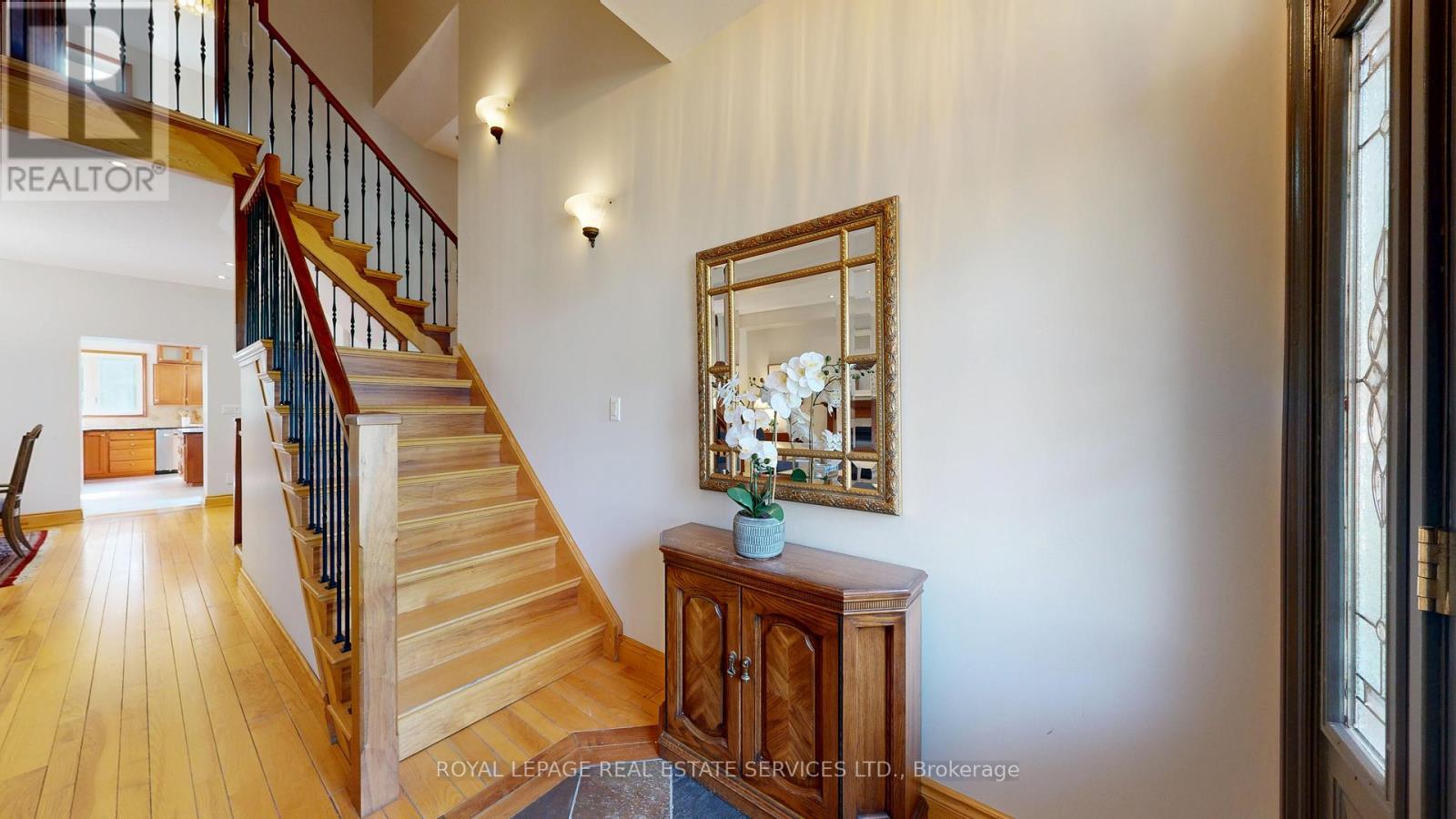 105 Botfield Avenue, Toronto, Ontario  M9B 4E6 - Photo 6 - W12528948