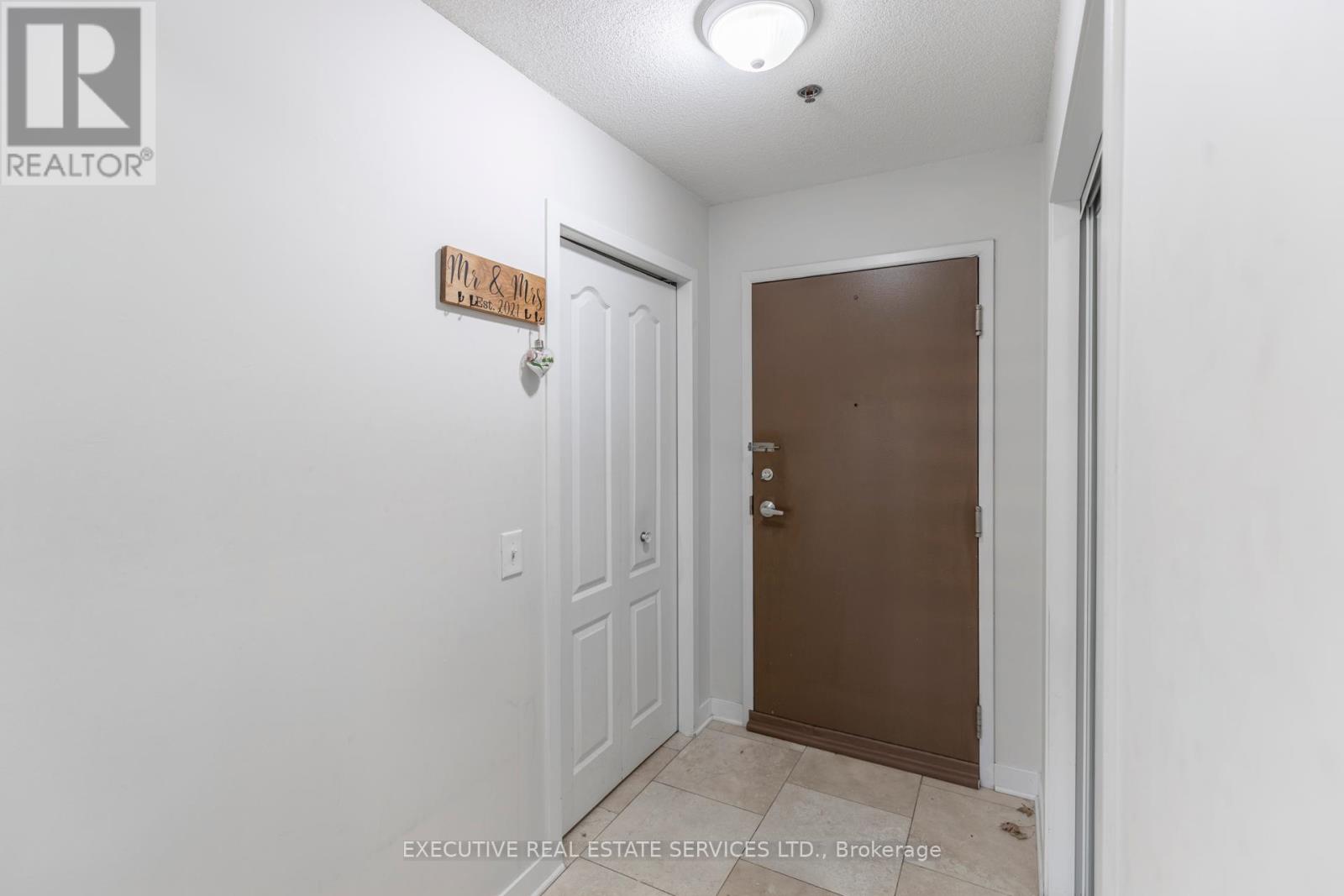 #203 - 4 Dayspring Circle, Brampton, Ontario  L6P 2Z5 - Photo 14 - W12528970