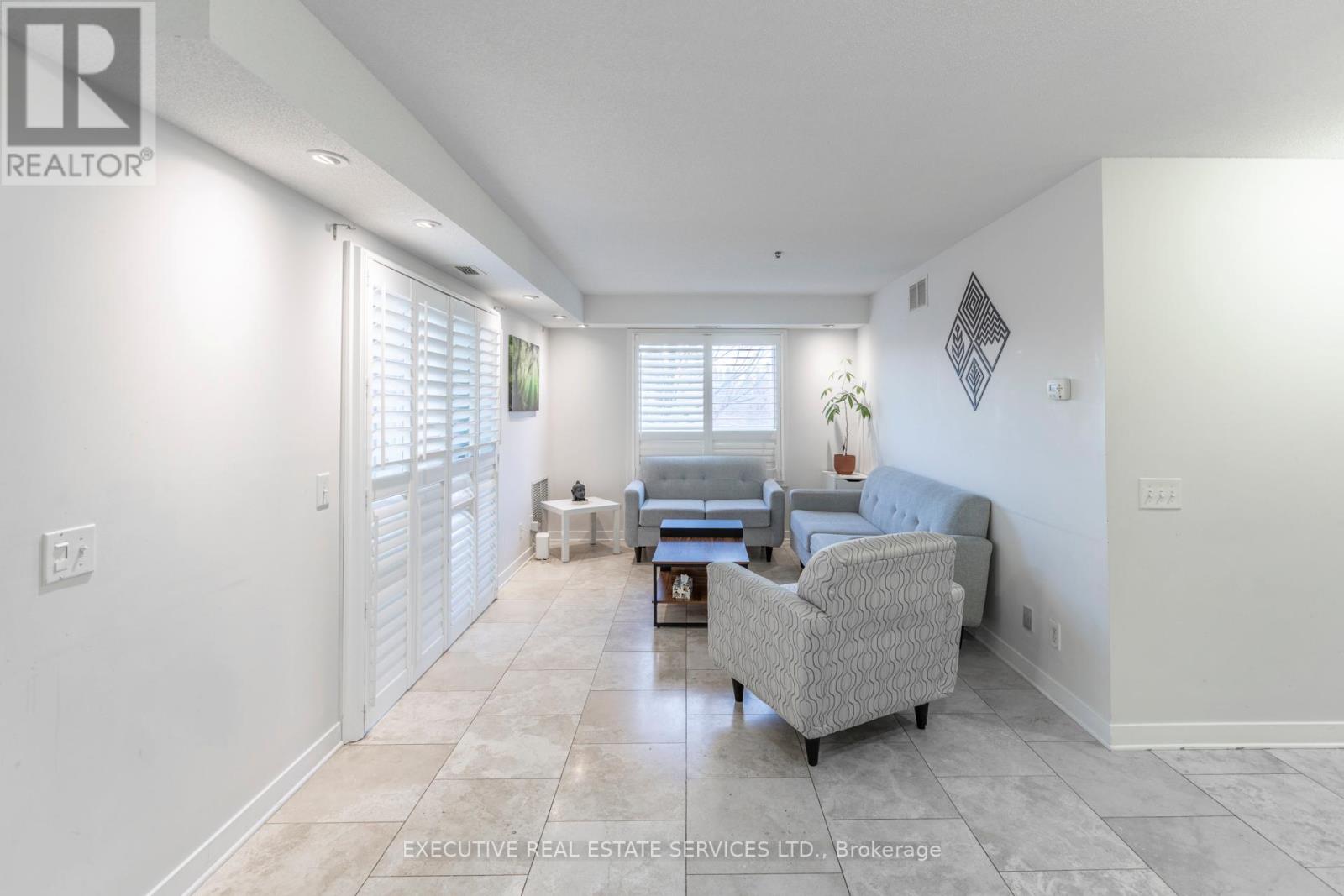 #203 - 4 Dayspring Circle, Brampton, Ontario  L6P 2Z5 - Photo 34 - W12528970