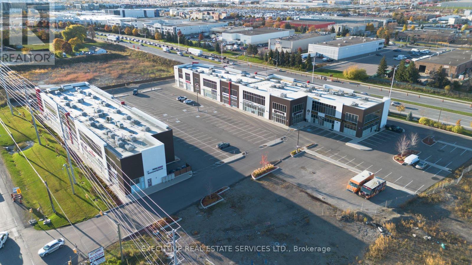 #203 - 4 Dayspring Circle, Brampton, Ontario  L6P 2Z5 - Photo 6 - W12528970