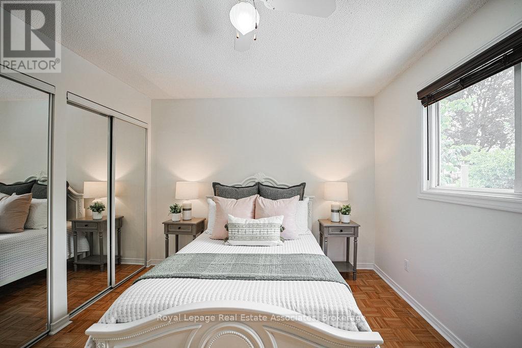 3143 Michael Crescent, Burlington, Ontario  L7M 1V3 - Photo 21 - W12528974