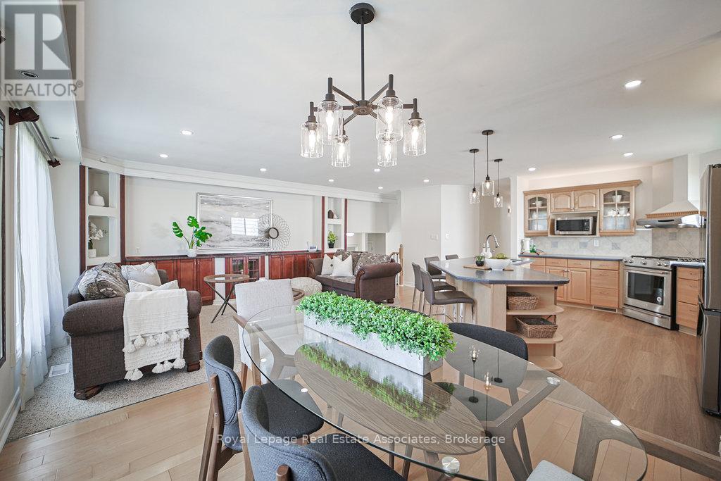 3143 Michael Crescent, Burlington, Ontario  L7M 1V3 - Photo 3 - W12528974