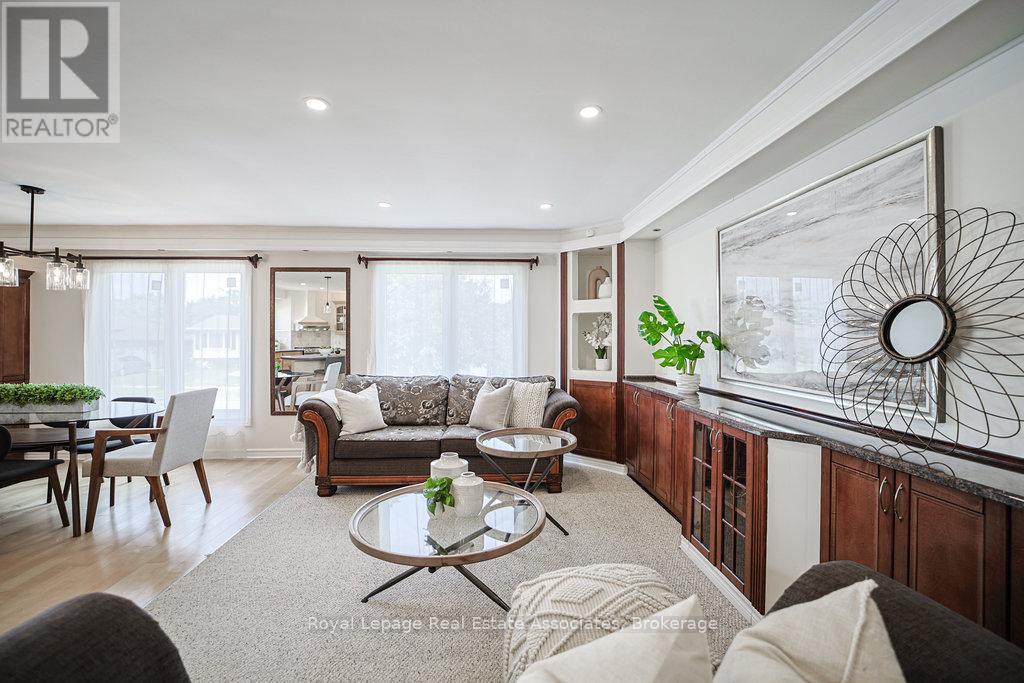 3143 Michael Crescent, Burlington, Ontario  L7M 1V3 - Photo 4 - W12528974