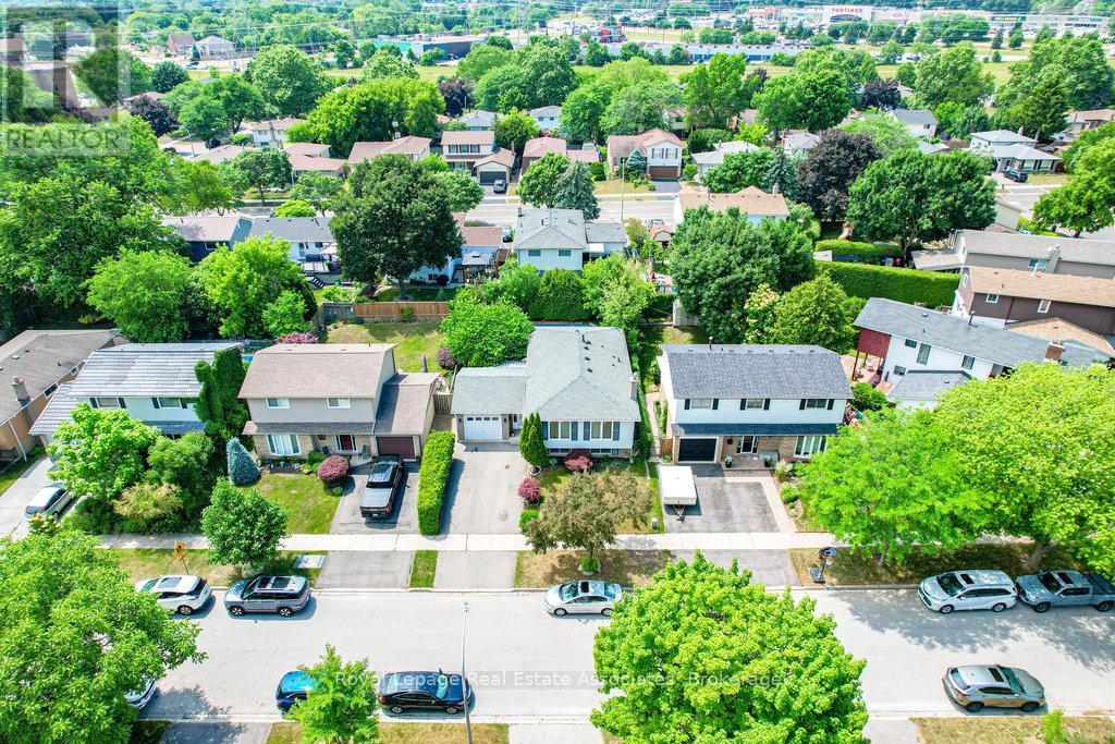 3143 Michael Crescent, Burlington, Ontario  L7M 1V3 - Photo 40 - W12528974