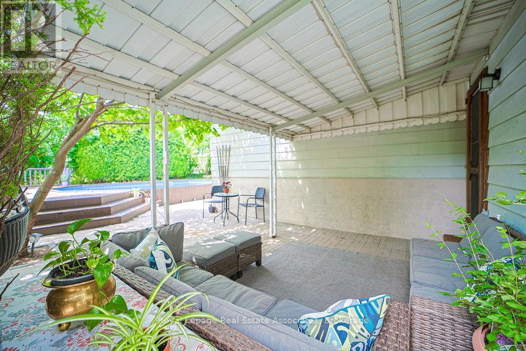 3143 Michael Crescent, Burlington, Ontario  L7M 1V3 - Photo 43 - W12528974