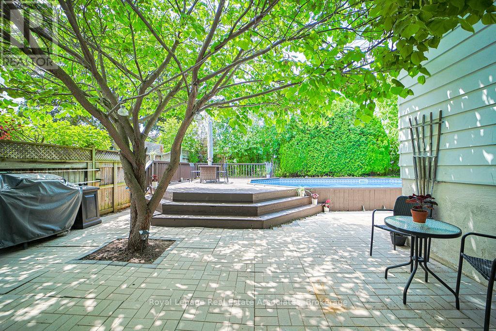 3143 Michael Crescent, Burlington, Ontario  L7M 1V3 - Photo 45 - W12528974