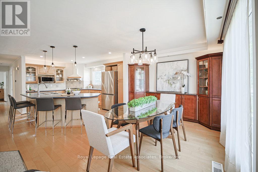 3143 Michael Crescent, Burlington, Ontario  L7M 1V3 - Photo 6 - W12528974