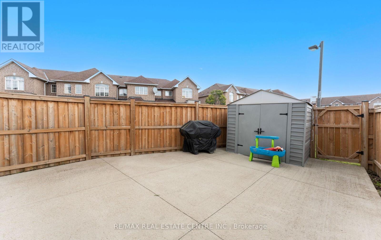 32 - 32 Viewcrest Circle, Toronto, Ontario  M9W 7G5 - Photo 36 - W12528976