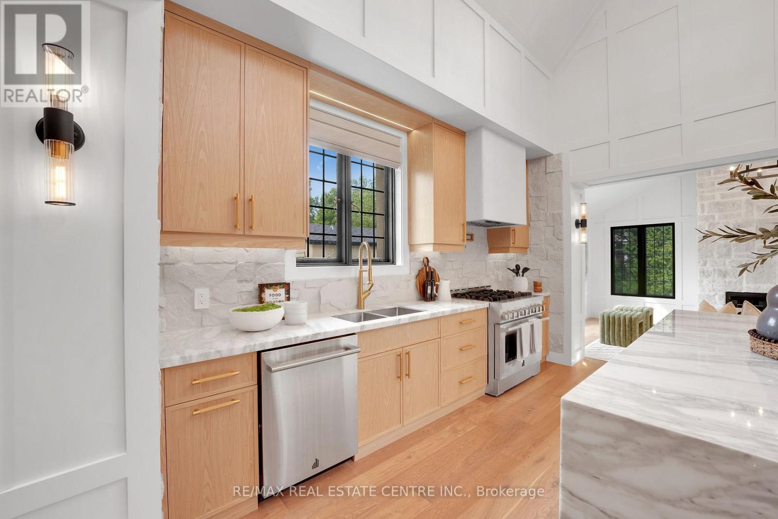 977 Unsworth Avenue, Burlington, Ontario  L7T 1R2 - Photo 15 - W12528984