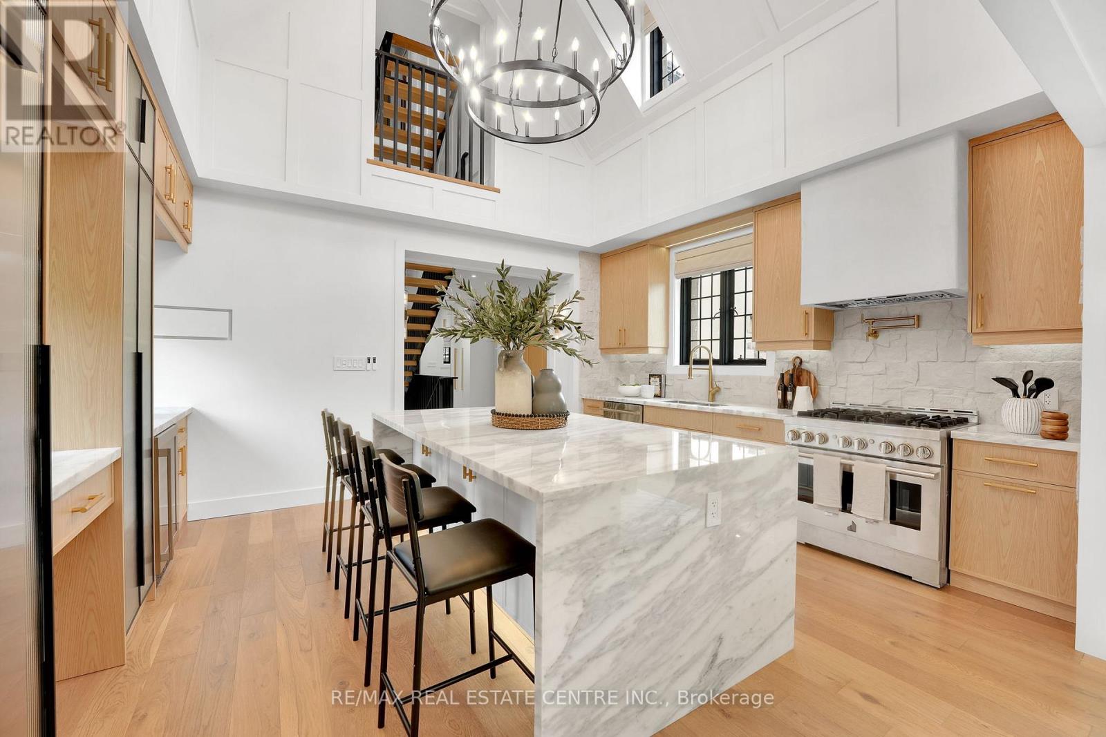 977 Unsworth Avenue, Burlington, Ontario  L7T 1R2 - Photo 16 - W12528984