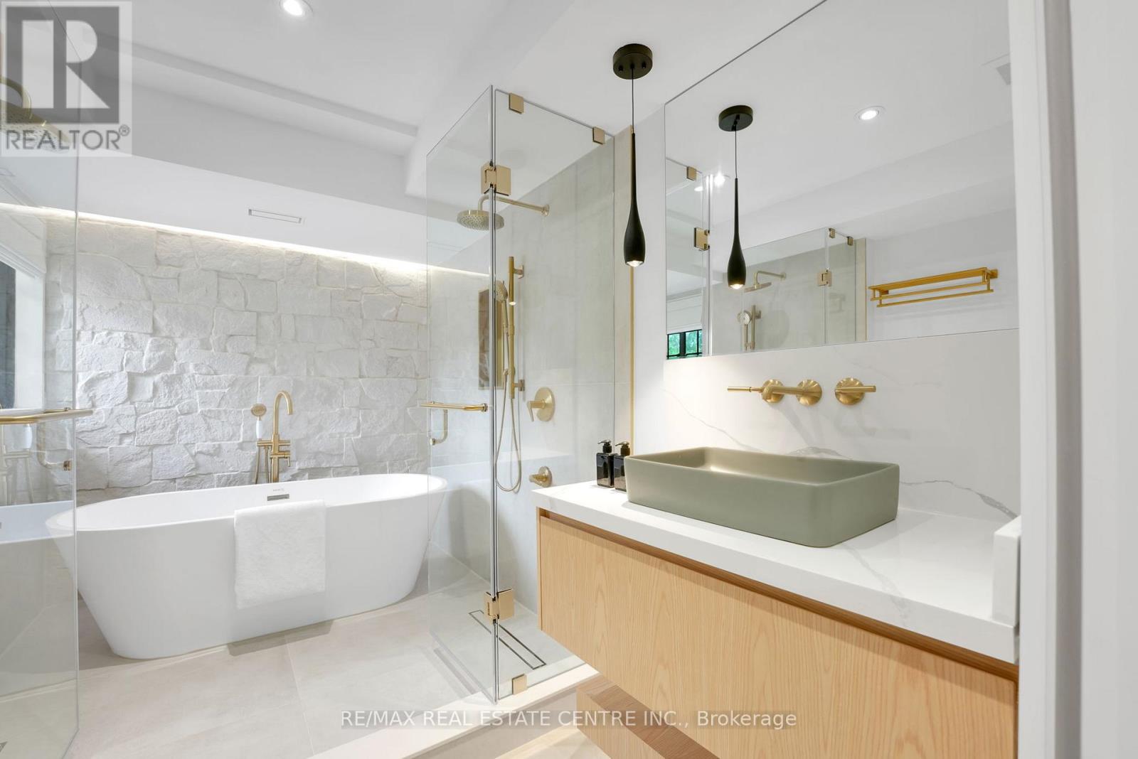 977 Unsworth Avenue, Burlington, Ontario  L7T 1R2 - Photo 26 - W12528984