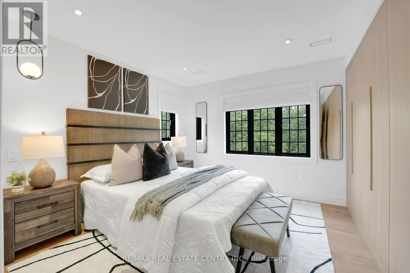 977 Unsworth Avenue, Burlington, Ontario  L7T 1R2 - Photo 29 - W12528984