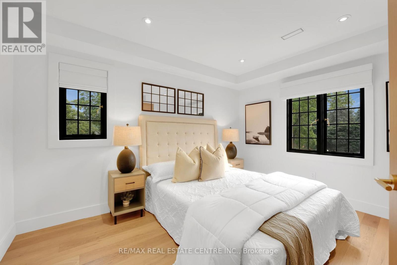 977 Unsworth Avenue, Burlington, Ontario  L7T 1R2 - Photo 31 - W12528984