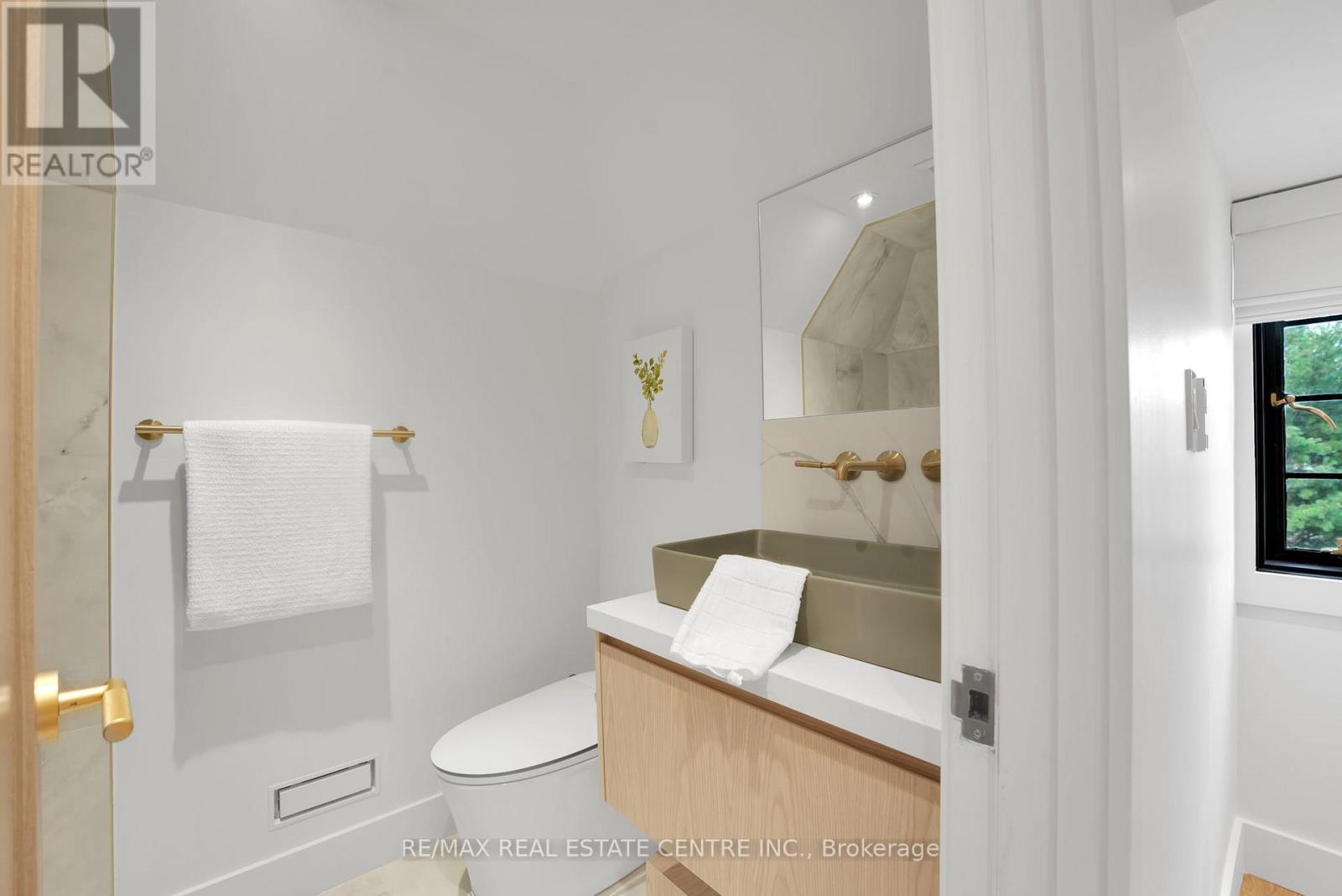 977 Unsworth Avenue, Burlington, Ontario  L7T 1R2 - Photo 36 - W12528984