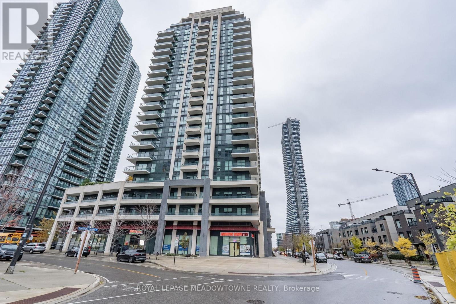 704 - 4085 PARKSIDE VILLAGE DRIVE, Mississauga, Ontario