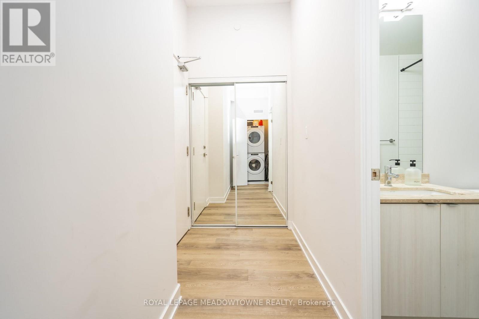 704 - 4085 Parkside Village Drive, Mississauga, Ontario  L5B 0K9 - Photo 15 - W12529006