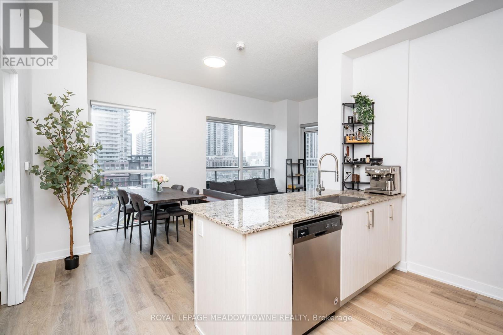 704 - 4085 Parkside Village Drive, Mississauga, Ontario  L5B 0K9 - Photo 16 - W12529006