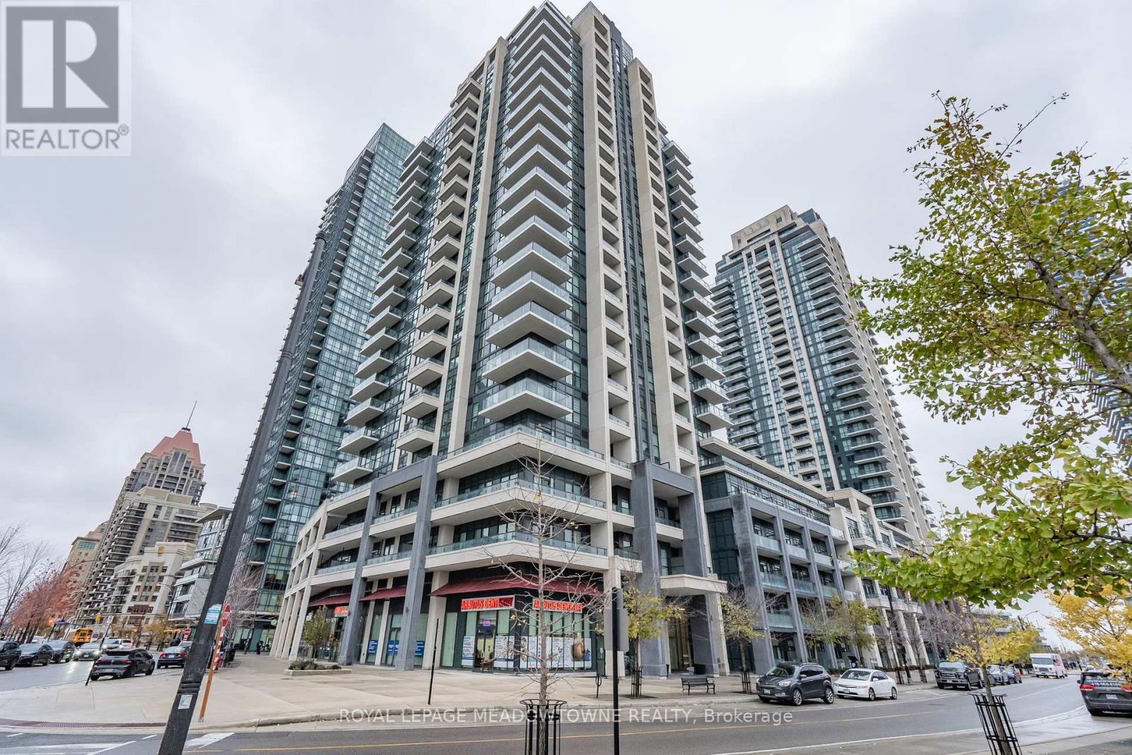 704 - 4085 Parkside Village Drive, Mississauga, Ontario  L5B 0K9 - Photo 2 - W12529006