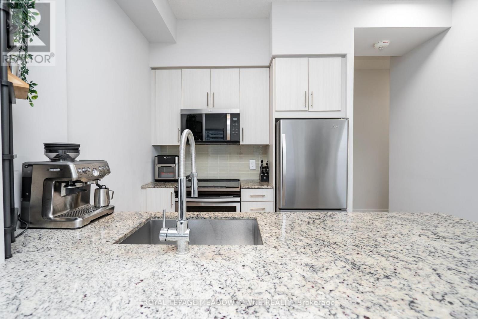 704 - 4085 Parkside Village Drive, Mississauga, Ontario  L5B 0K9 - Photo 20 - W12529006