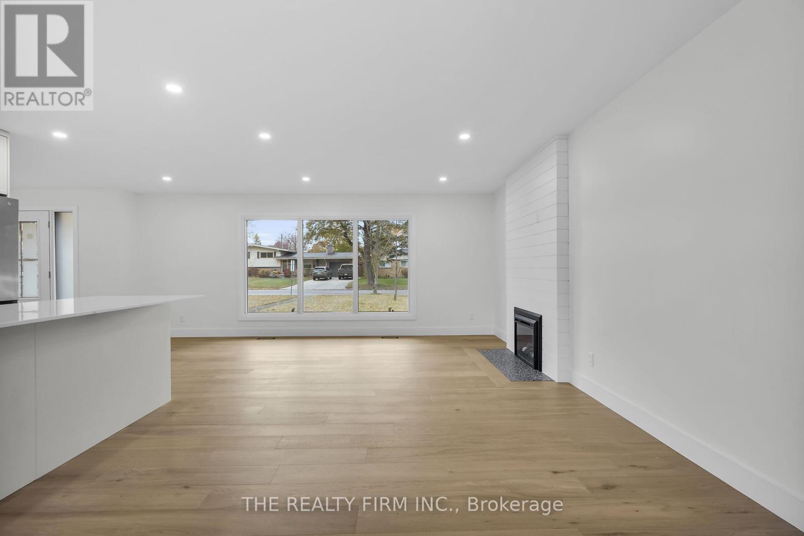 615 Santa Monica Road, London North, Ontario  N6H 3W2 - Photo 12 - X12529140