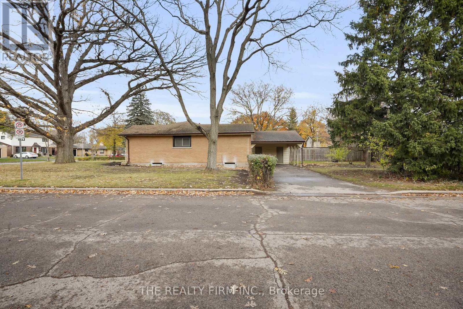 615 Santa Monica Road, London North, Ontario  N6H 3W2 - Photo 50 - X12529140