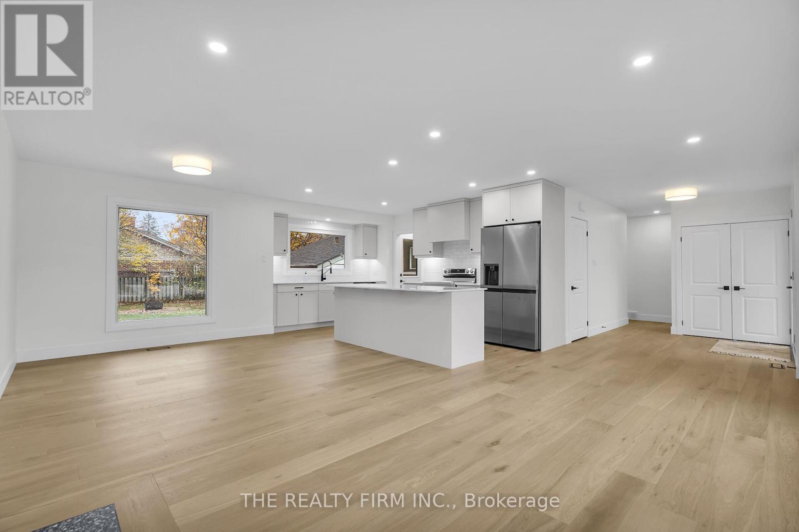 615 Santa Monica Road, London North, Ontario  N6H 3W2 - Photo 9 - X12529140