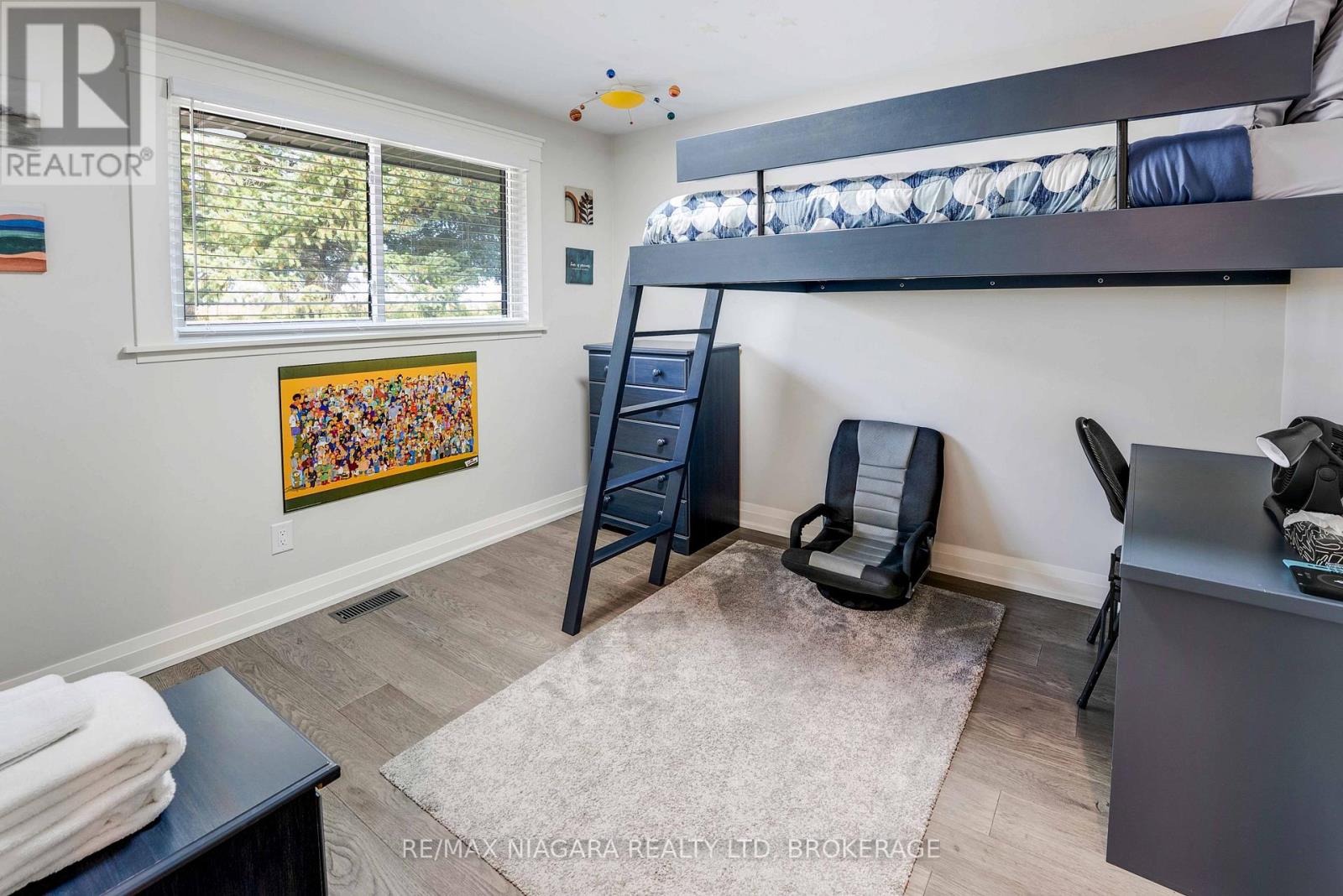 1096 E & West Line, Niagara-On-The-Lake, Ontario  L0S 1J0 - Photo 12 - X12529036