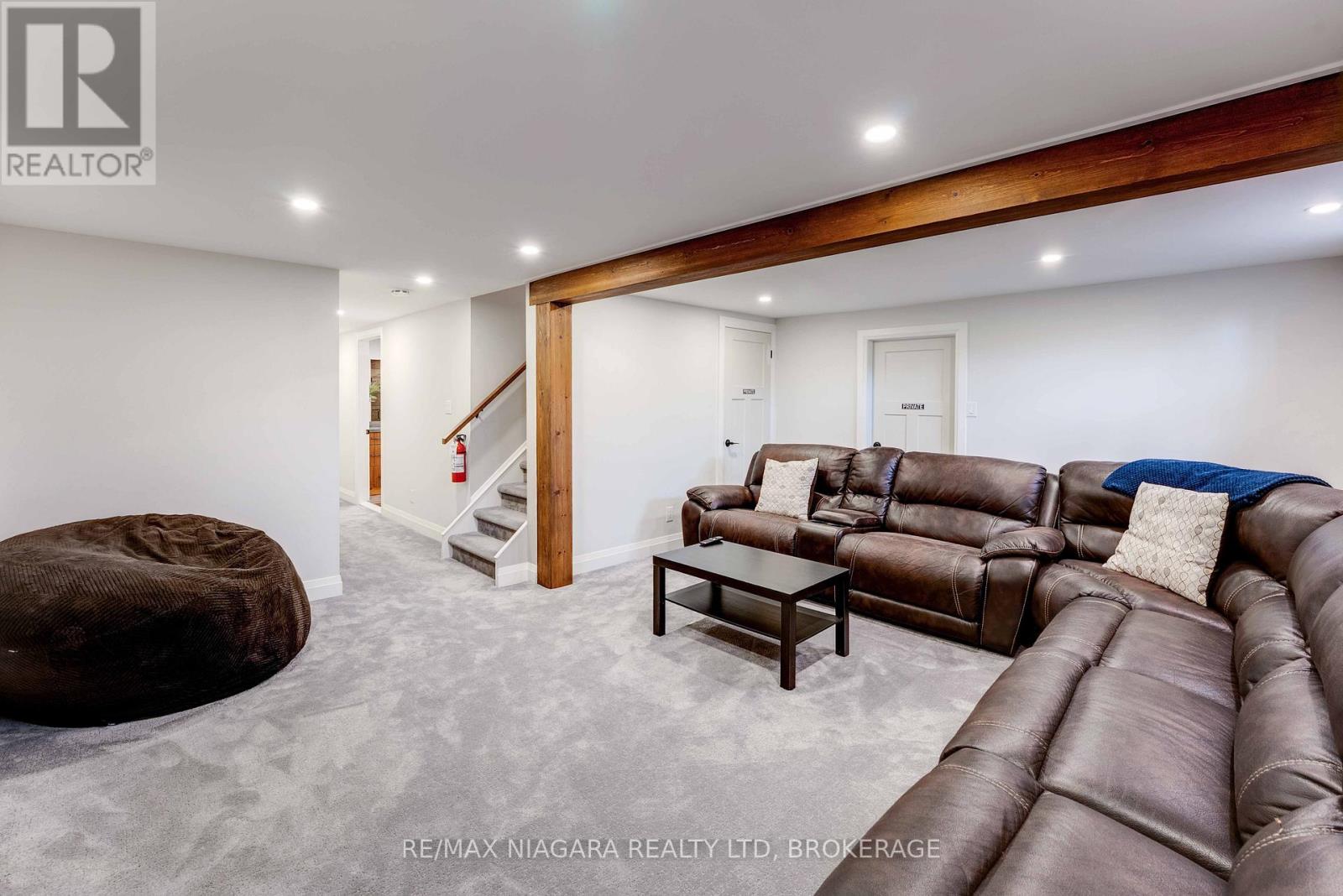 1096 E & West Line, Niagara-On-The-Lake, Ontario  L0S 1J0 - Photo 18 - X12529036