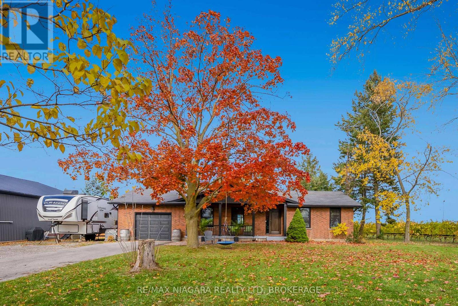 1096 E & West Line, Niagara-On-The-Lake, Ontario  L0S 1J0 - Photo 2 - X12529036