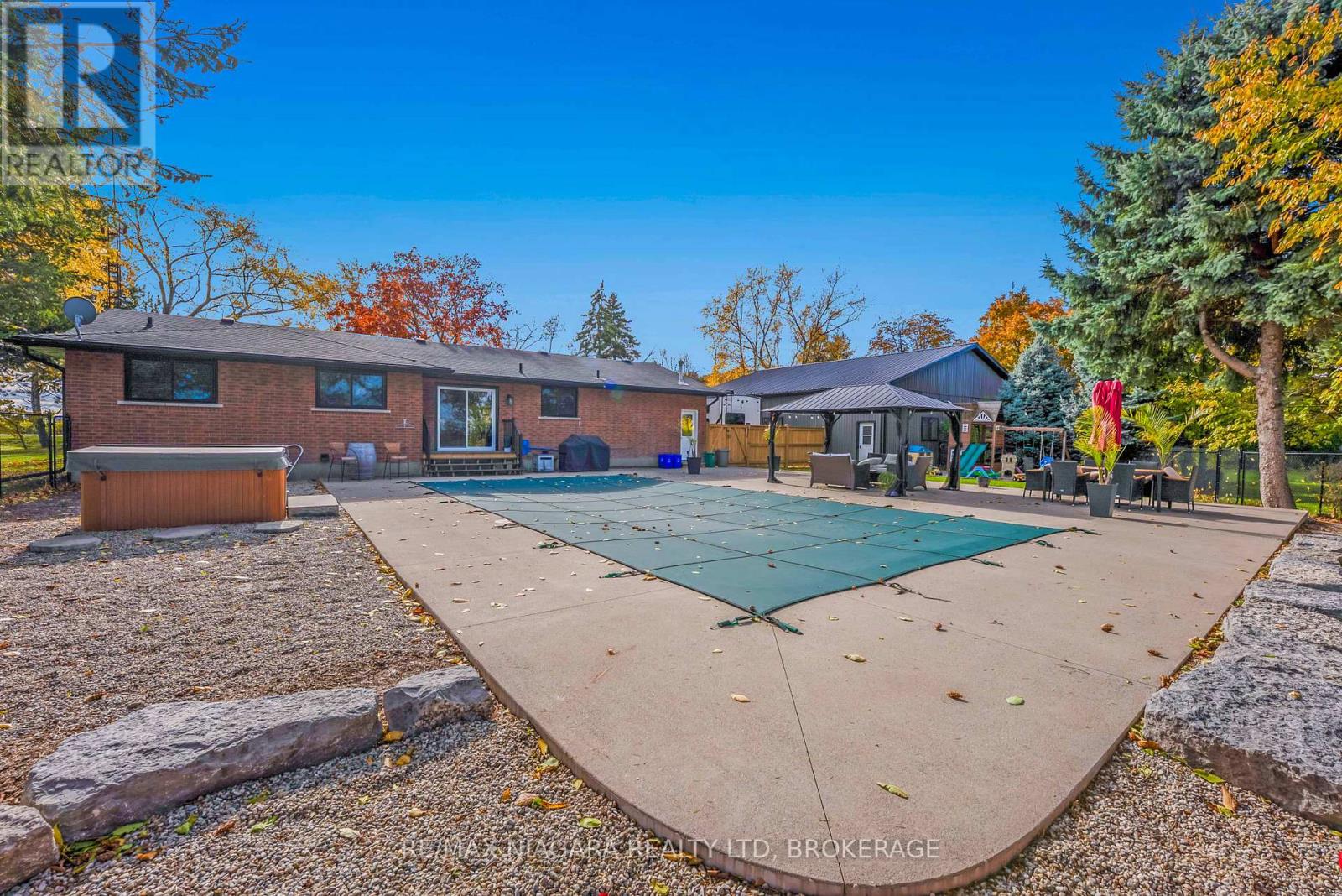 1096 E & West Line, Niagara-On-The-Lake, Ontario  L0S 1J0 - Photo 30 - X12529036