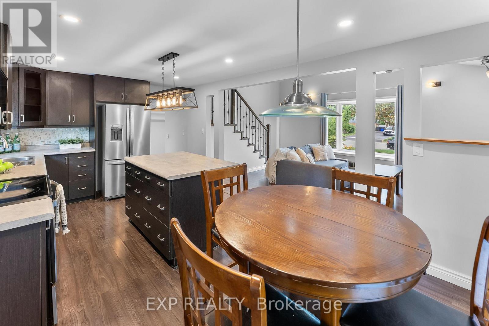 6937 Waterloo Drive, Niagara Falls, Ontario  L2J 1E3 - Photo 19 - X12529124