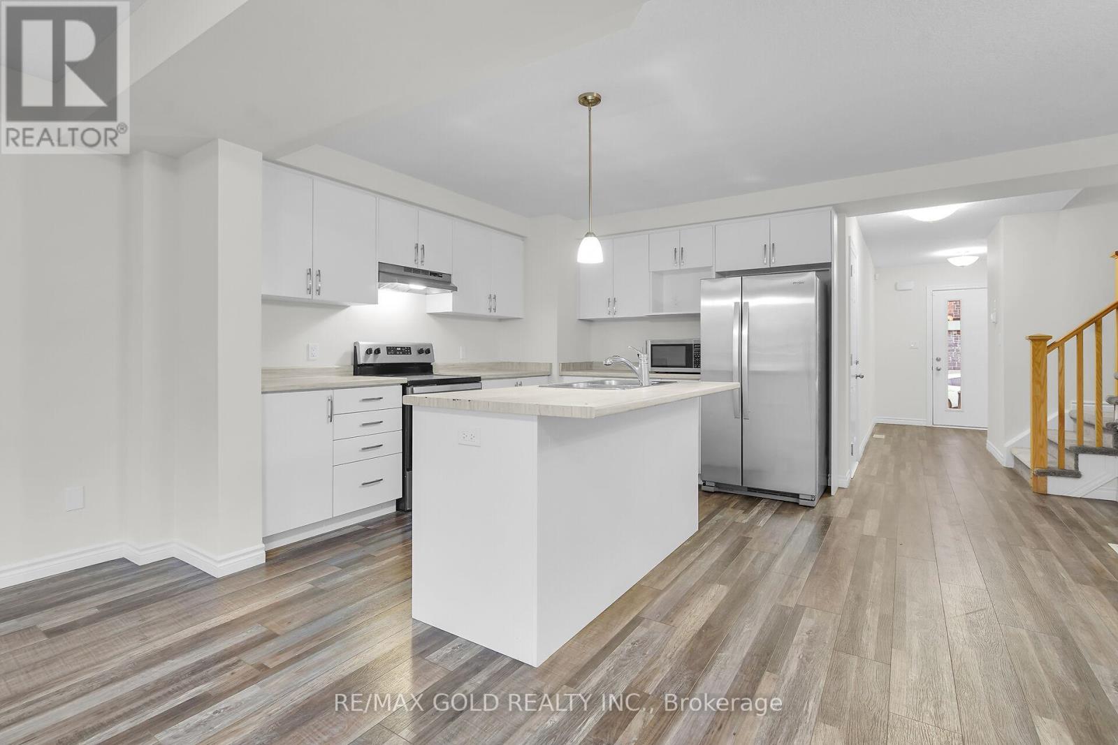 2982 Turner Crescent, London South, Ontario  N6M 0A1 - Photo 10 - X12528810