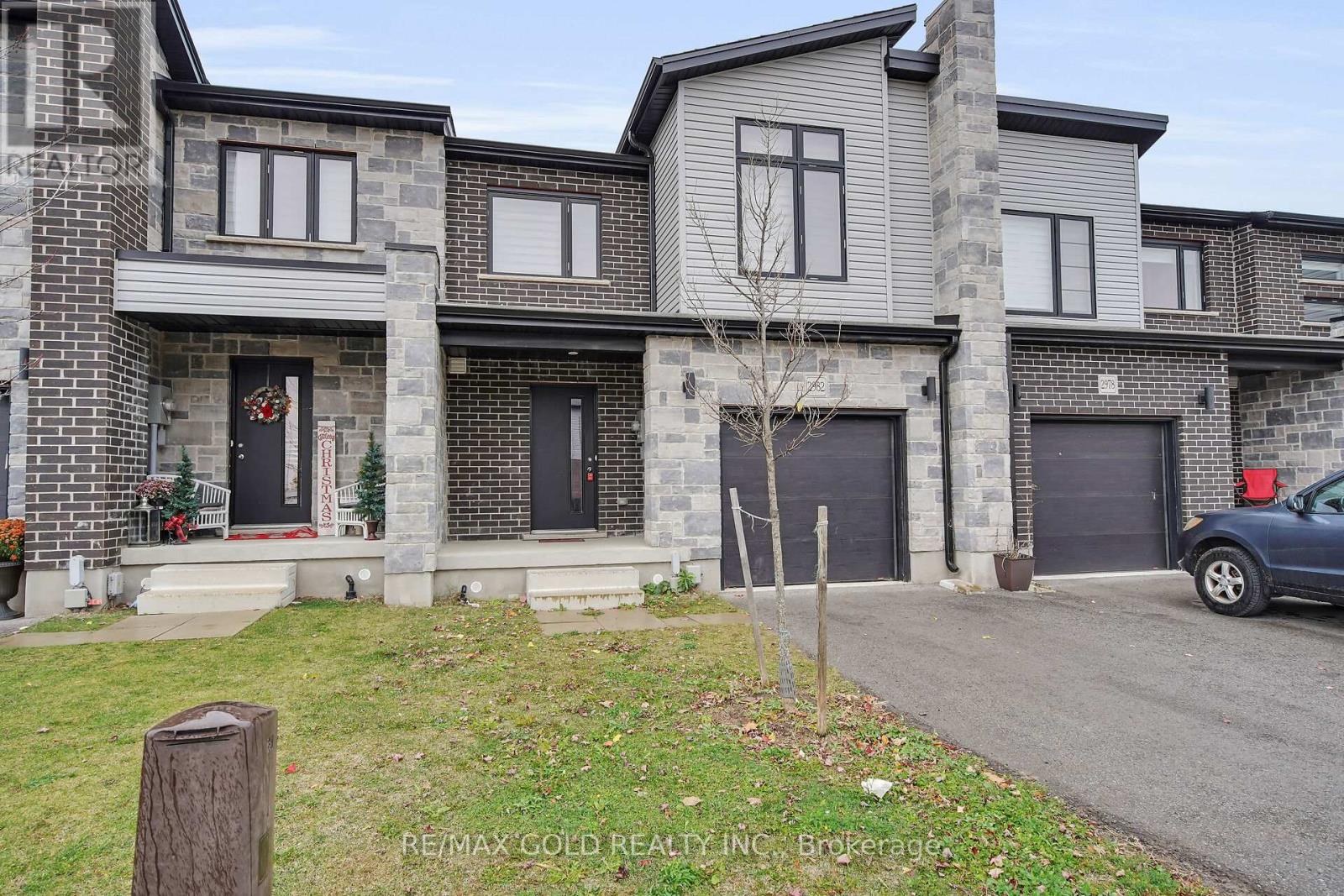 2982 Turner Crescent, London South, Ontario  N6M 0A1 - Photo 3 - X12528810