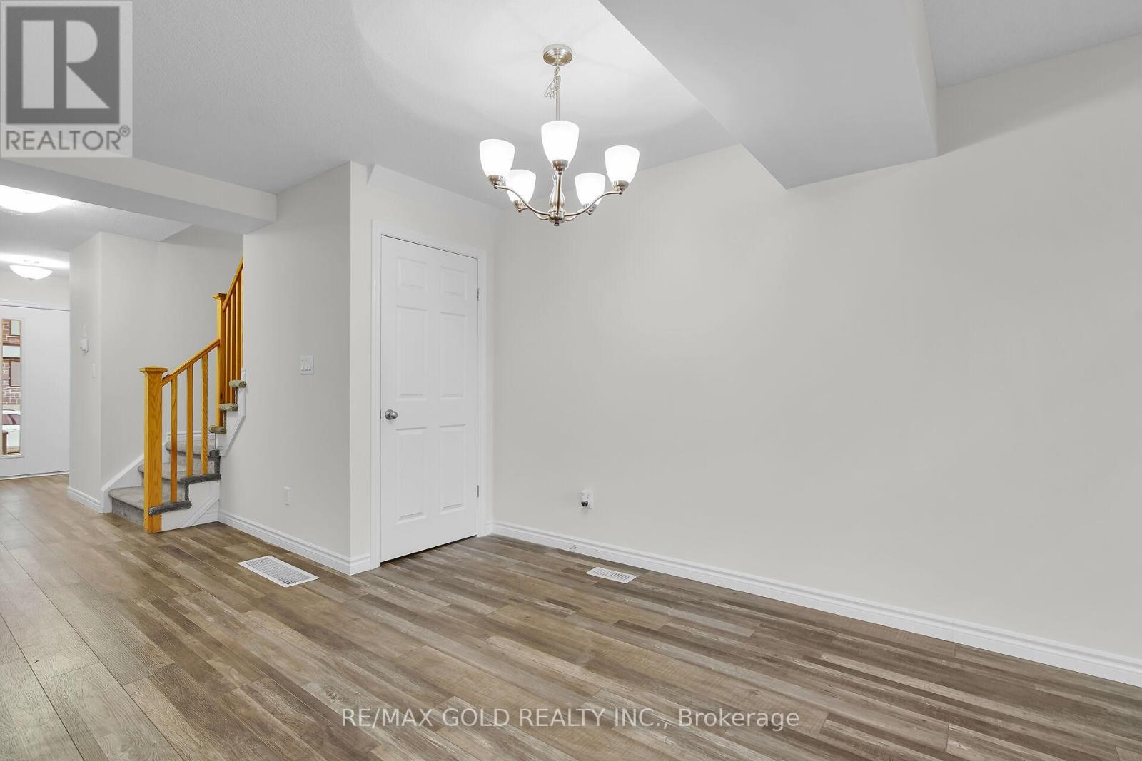 2982 Turner Crescent, London South, Ontario  N6M 0A1 - Photo 7 - X12528810