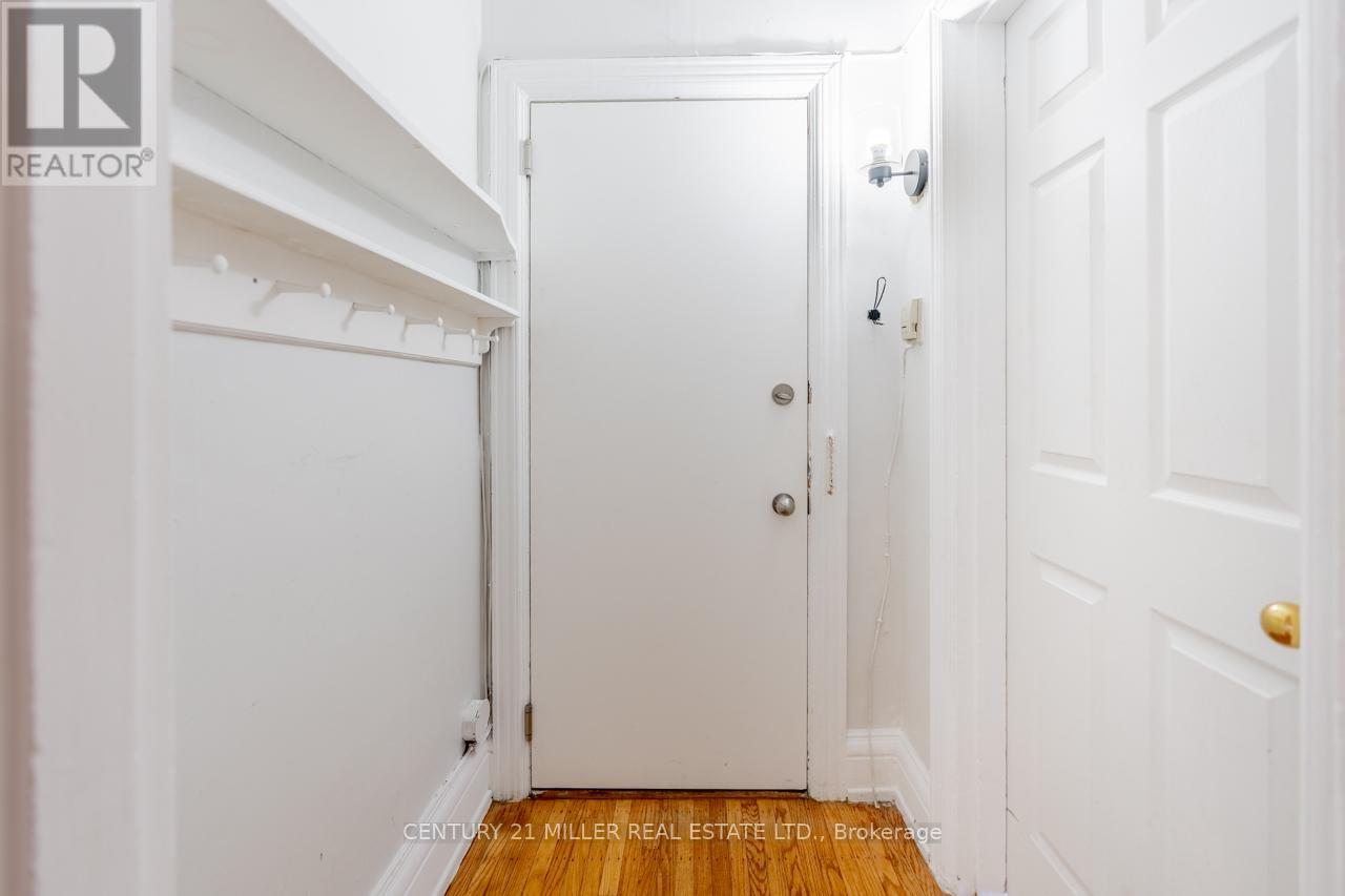 2 - 270 Main Street W, Hamilton, Ontario  L8P 1J6 - Photo 7 - X12528816