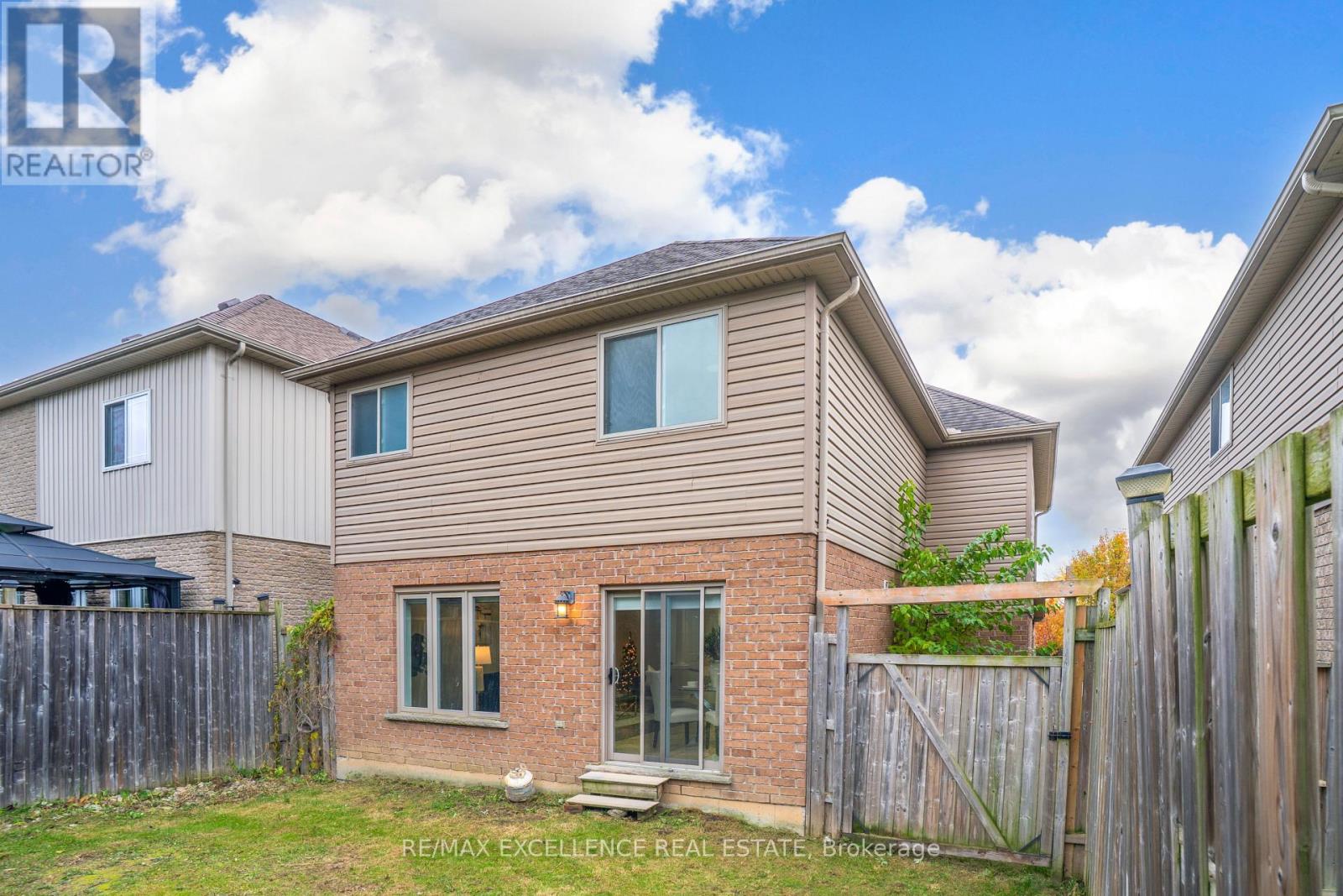 904 Frontenac Crescent, Woodstock, Ontario  N4V 0A8 - Photo 42 - X12528850