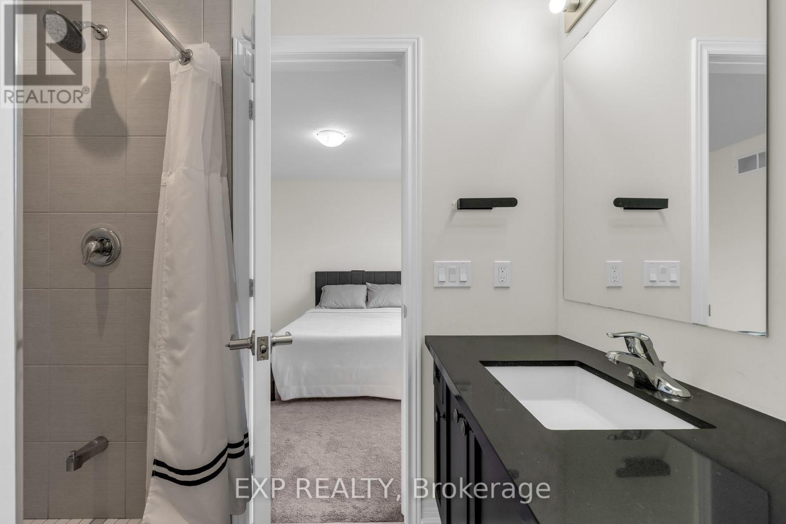 15 - 19 Picardy Drive, Hamilton, Ontario  L8J 0M7 - Photo 19 - X12528868