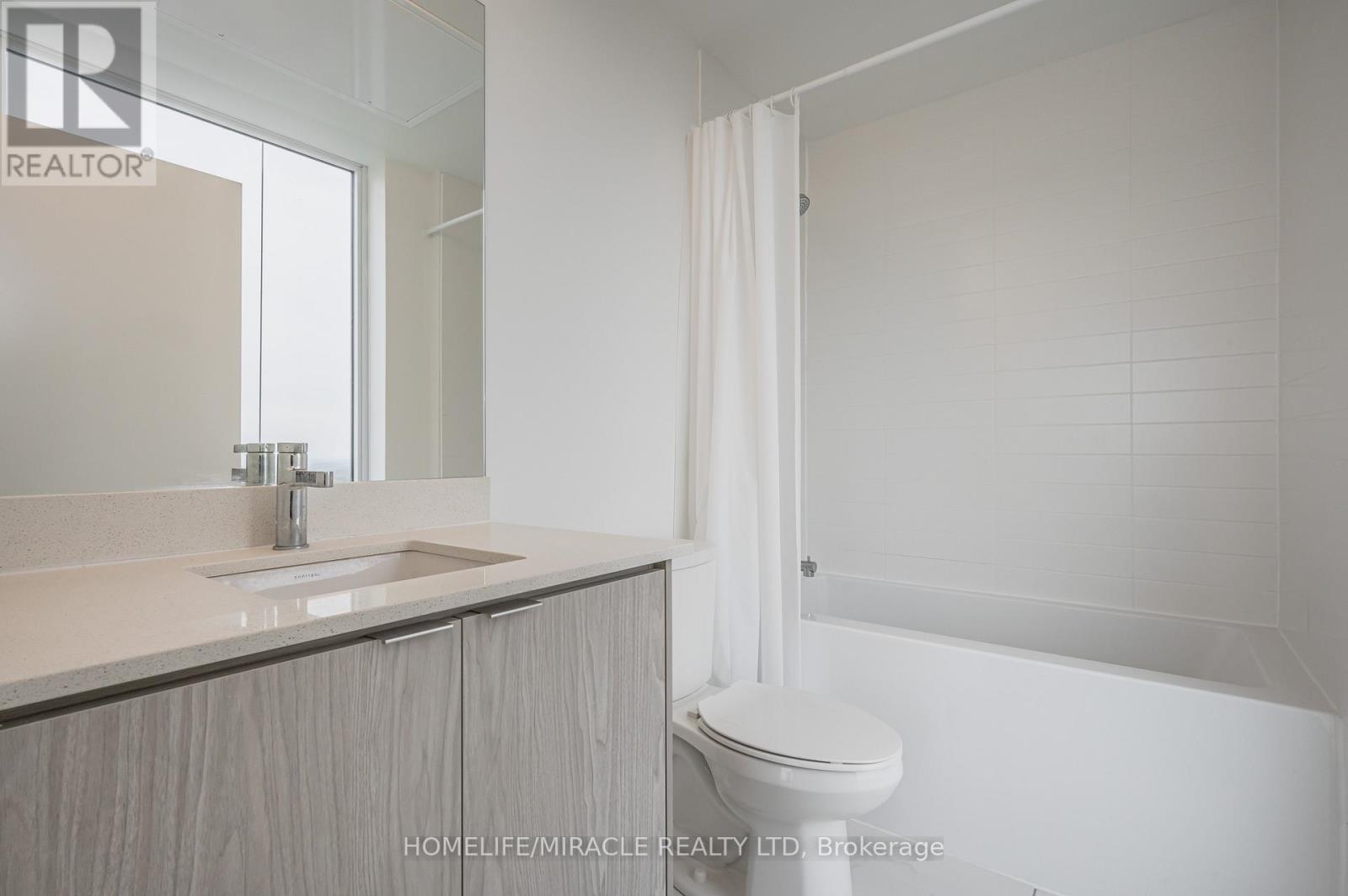 2203 - 55 Duke Street, Kitchener, Ontario  N2G 1A6 - Photo 19 - X12528936