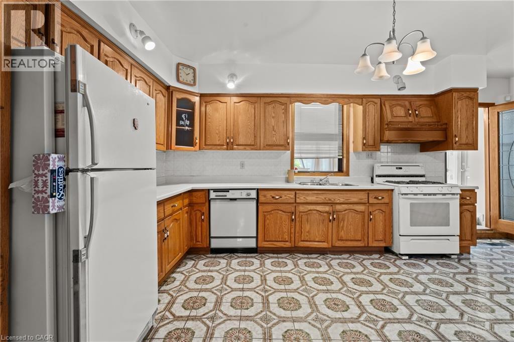 156 Macnab Street N, Hamilton, Ontario  L8R 2M3 - Photo 11 - 40787083