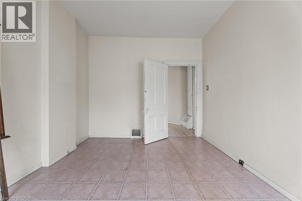 156 Macnab Street N, Hamilton, Ontario  L8R 2M3 - Photo 24 - 40787083