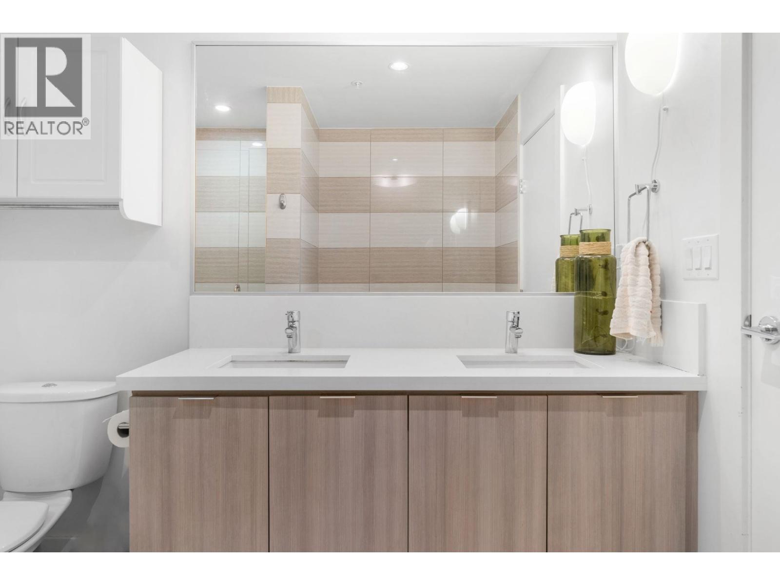 420 3602 Aldercrest Drive, North Vancouver, British Columbia  V7G 0A2 - Photo 12 - R3066057