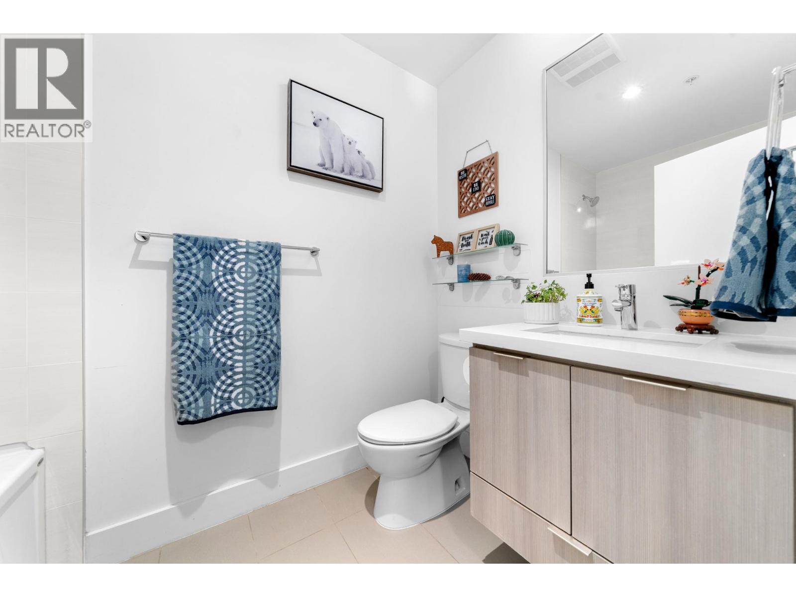 420 3602 Aldercrest Drive, North Vancouver, British Columbia  V7G 0A2 - Photo 16 - R3066057