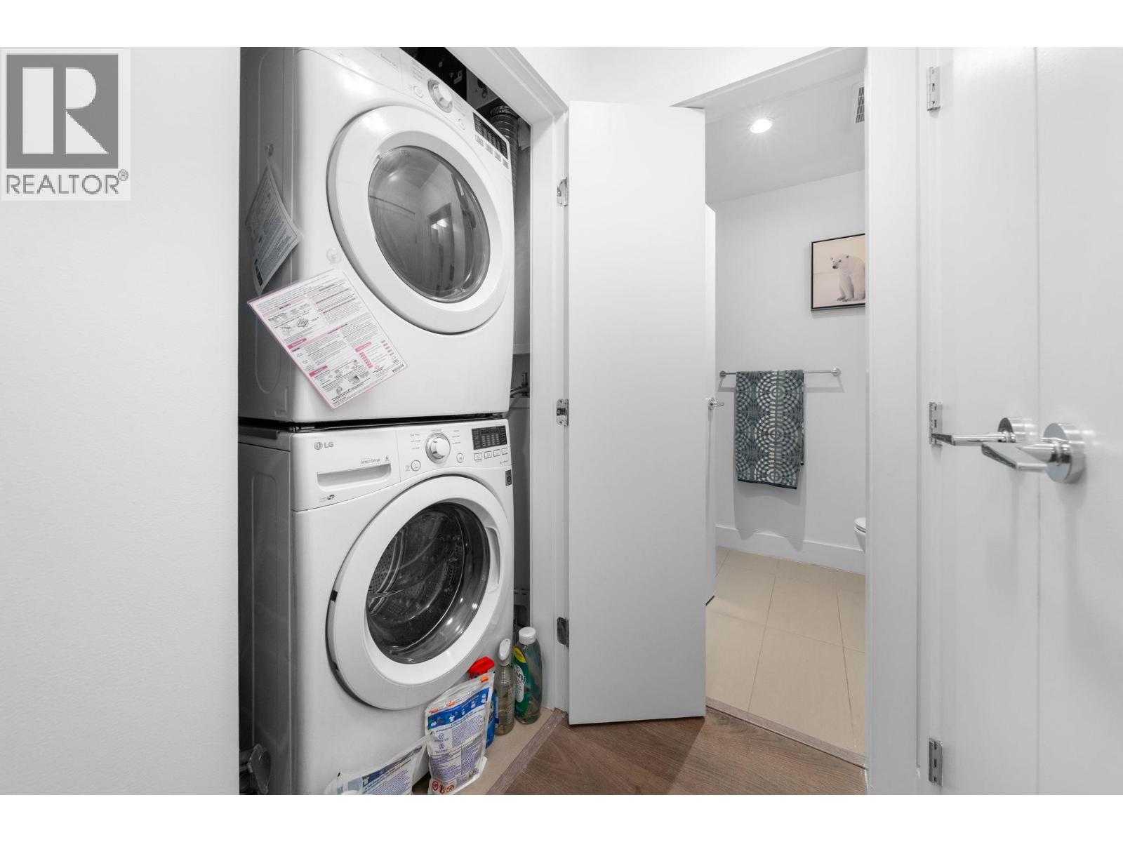 420 3602 Aldercrest Drive, North Vancouver, British Columbia  V7G 0A2 - Photo 18 - R3066057