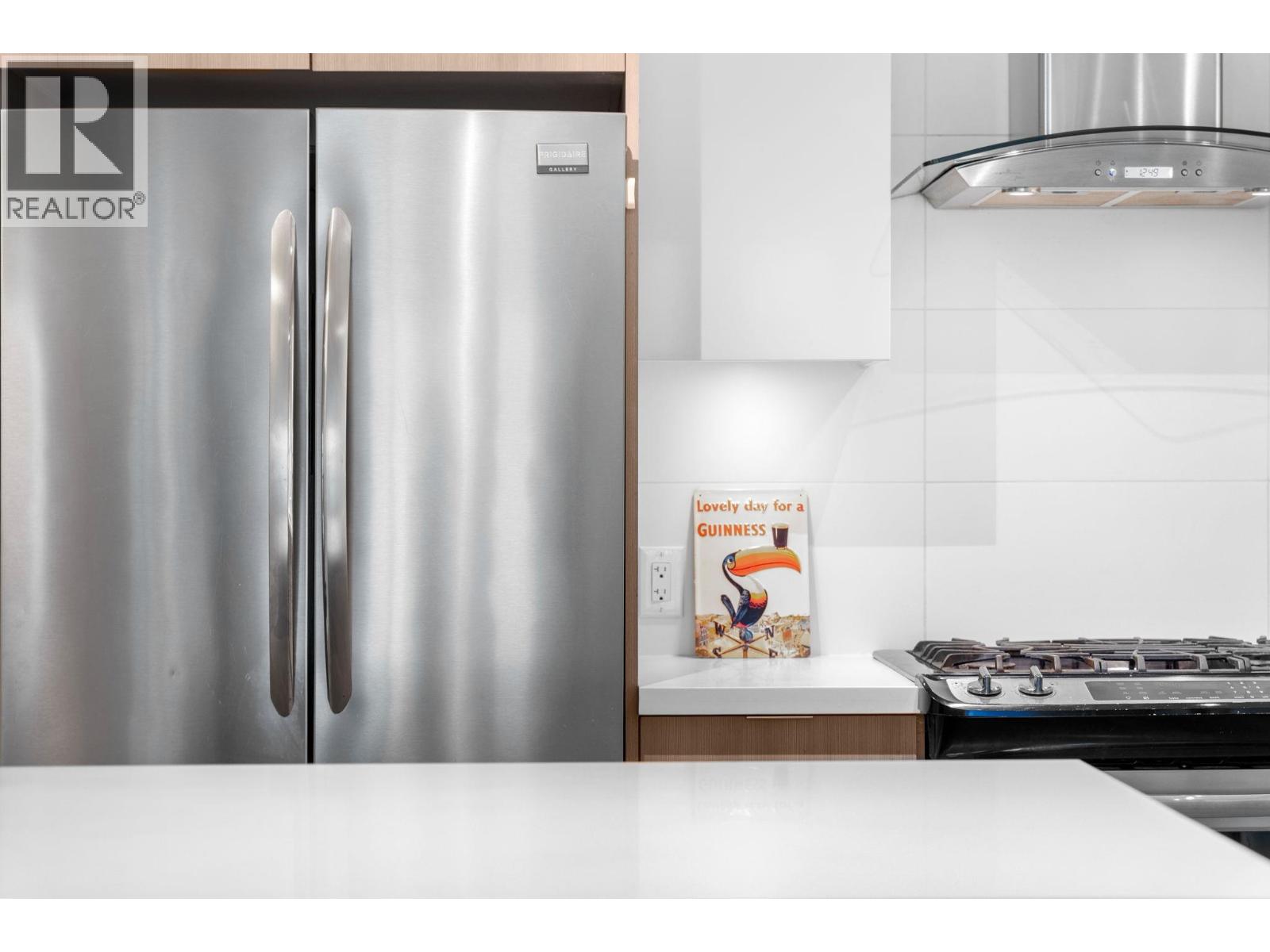 420 3602 Aldercrest Drive, North Vancouver, British Columbia  V7G 0A2 - Photo 7 - R3066057