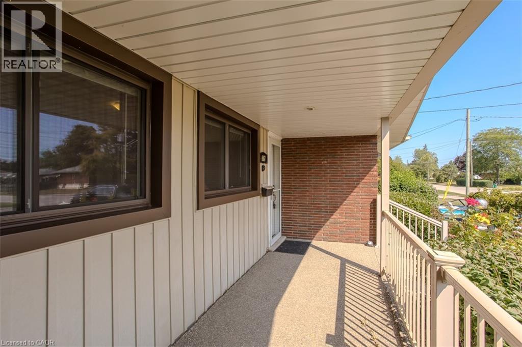 407 Murray Street, Grimsby, Ontario  L3M 3P5 - Photo 4 - 40786252