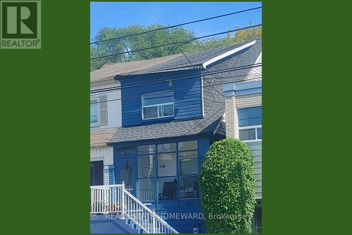 1191 WOODBINE AVENUE, Toronto, Ontario